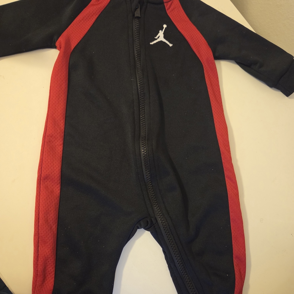 Jordan Kids One Piece - Black and Red